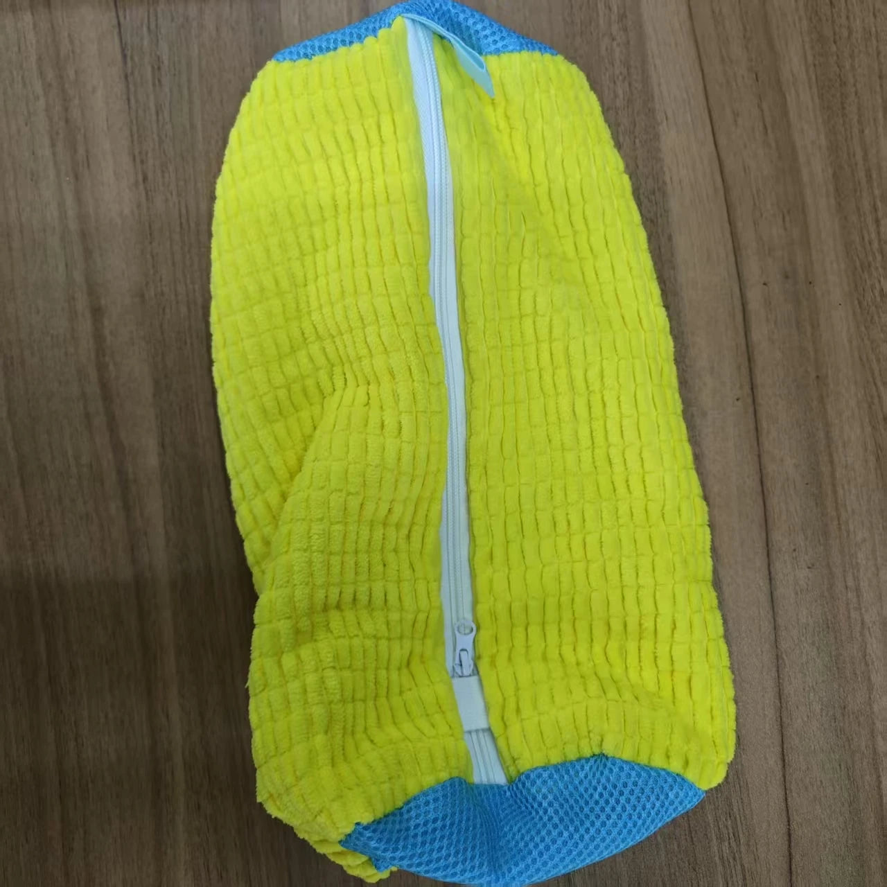 Bolsa Duradera para Lavar Zapatos de Todos los Tipos de Zapatos - Amarillo con Cremallera Azul, Ideal para Zapatillas y Zapatos Casuales, Bolsa para Lavar Ropa