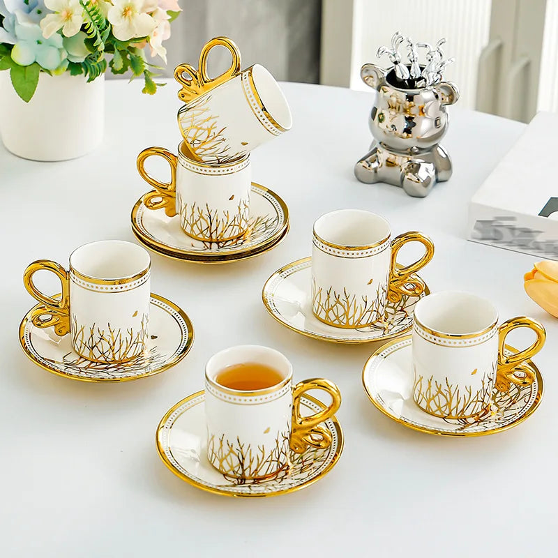 Juego de 6 piezas de tazas de espresso Set de té Retro Té de la tarde Tazas de café con platillos Juego de tazas para parejas Taza de hogar Creativa Juego de vasos Regalo