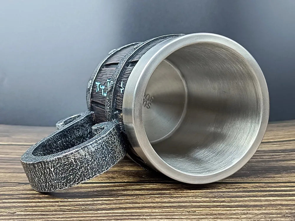 Jarra de cerveza de madera estilo barril, jarra de cerveza de acero inoxidable de gran capacidad, taza de café, copa de vino, metálica e aislada, como regalo para bar o fiesta