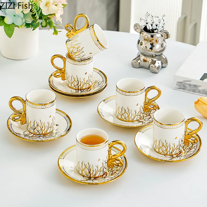 Juego de 6 piezas de tazas de espresso Set de té Retro Té de la tarde Tazas de café con platillos Juego de tazas para parejas Taza de hogar Creativa Juego de vasos Regalo