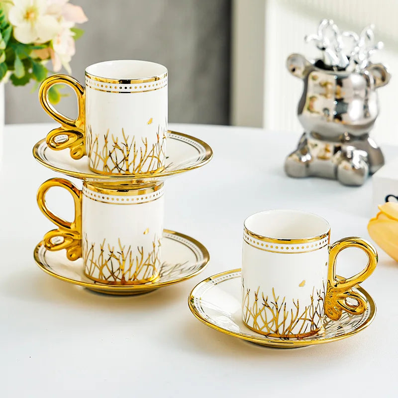 Juego de 6 piezas de tazas de espresso Set de té Retro Té de la tarde Tazas de café con platillos Juego de tazas para parejas Taza de hogar Creativa Juego de vasos Regalo