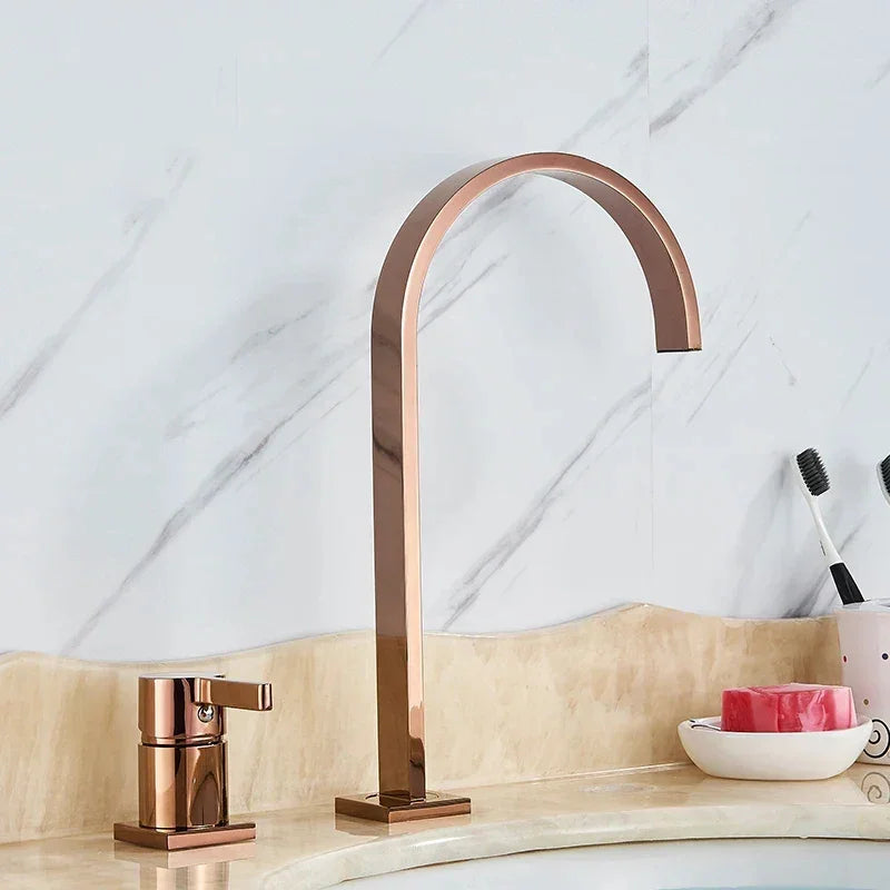 Canilla Dorada para Baño Monocomando